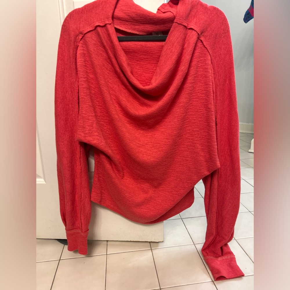 Free People sweater size small